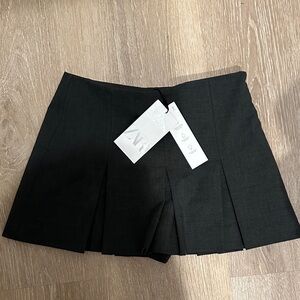 Women's Zara pleaded skort